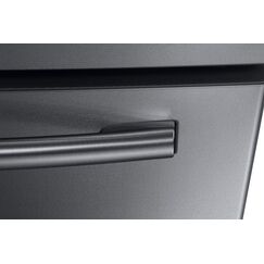 Samsung - Family Hub 22.2 Cu. Ft-4Door French Door Counter-Depth Refrigerator - Fingerprint Resistant Black Stainless Steel