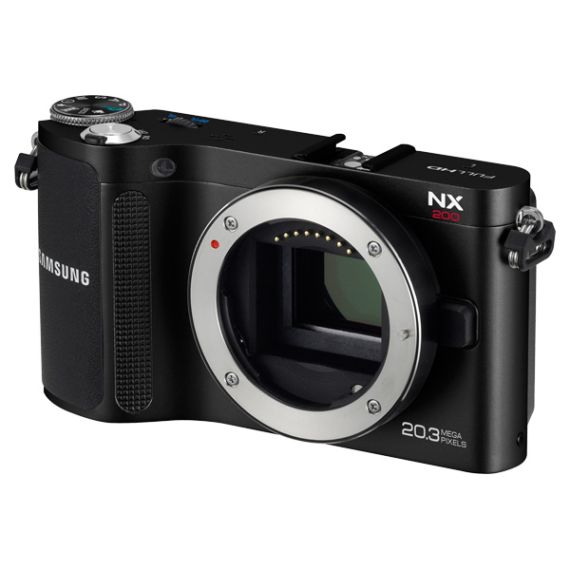 NX200 20.3 Megapixel Compact System Camera, 6 image NX200 20.3 Megapixel Compact System Camera, 6 image